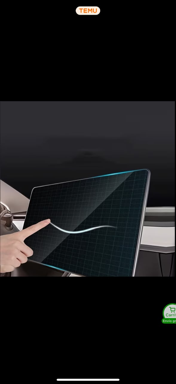 Dedo interactuando con la pantalla protegida